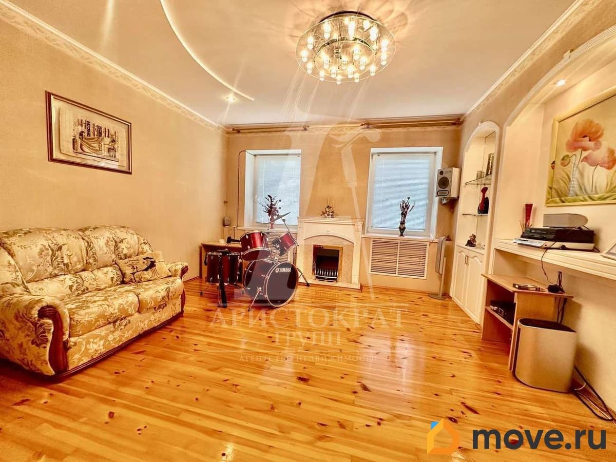 дом, 157.3 м², 2 сотки