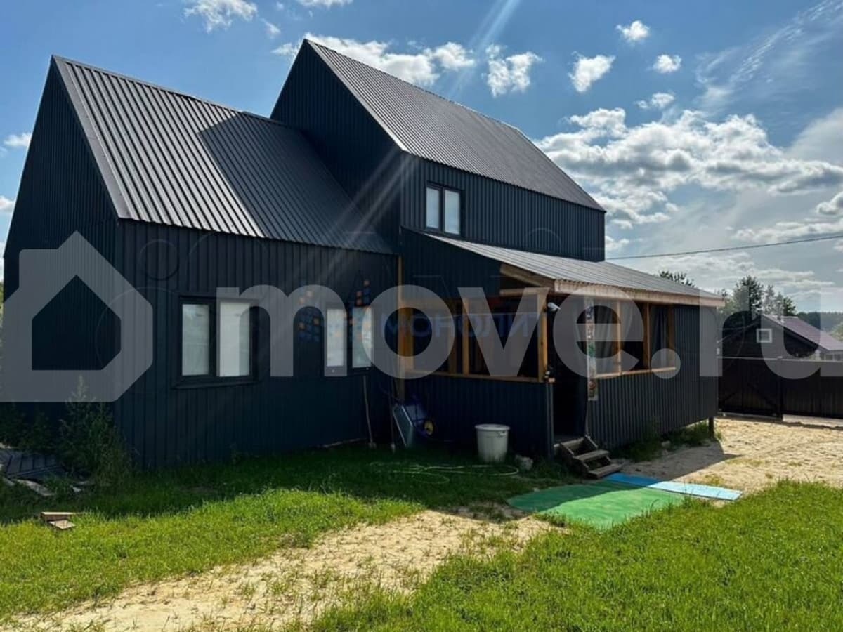 дача, 140 м², 5 соток