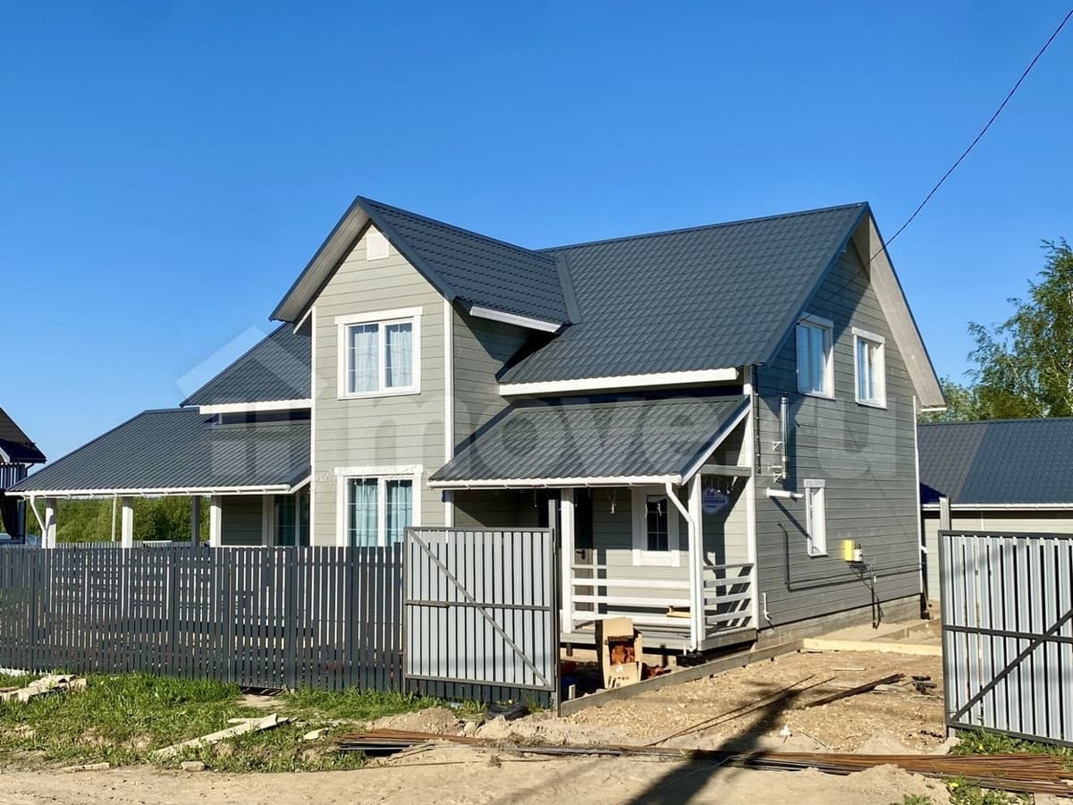 дом, 250 м², 10 соток