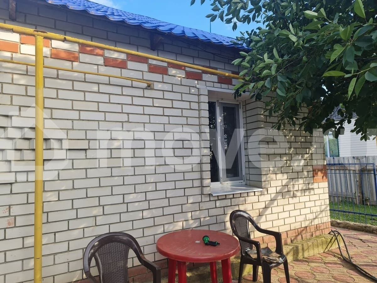 дом, 102 м², 9 соток